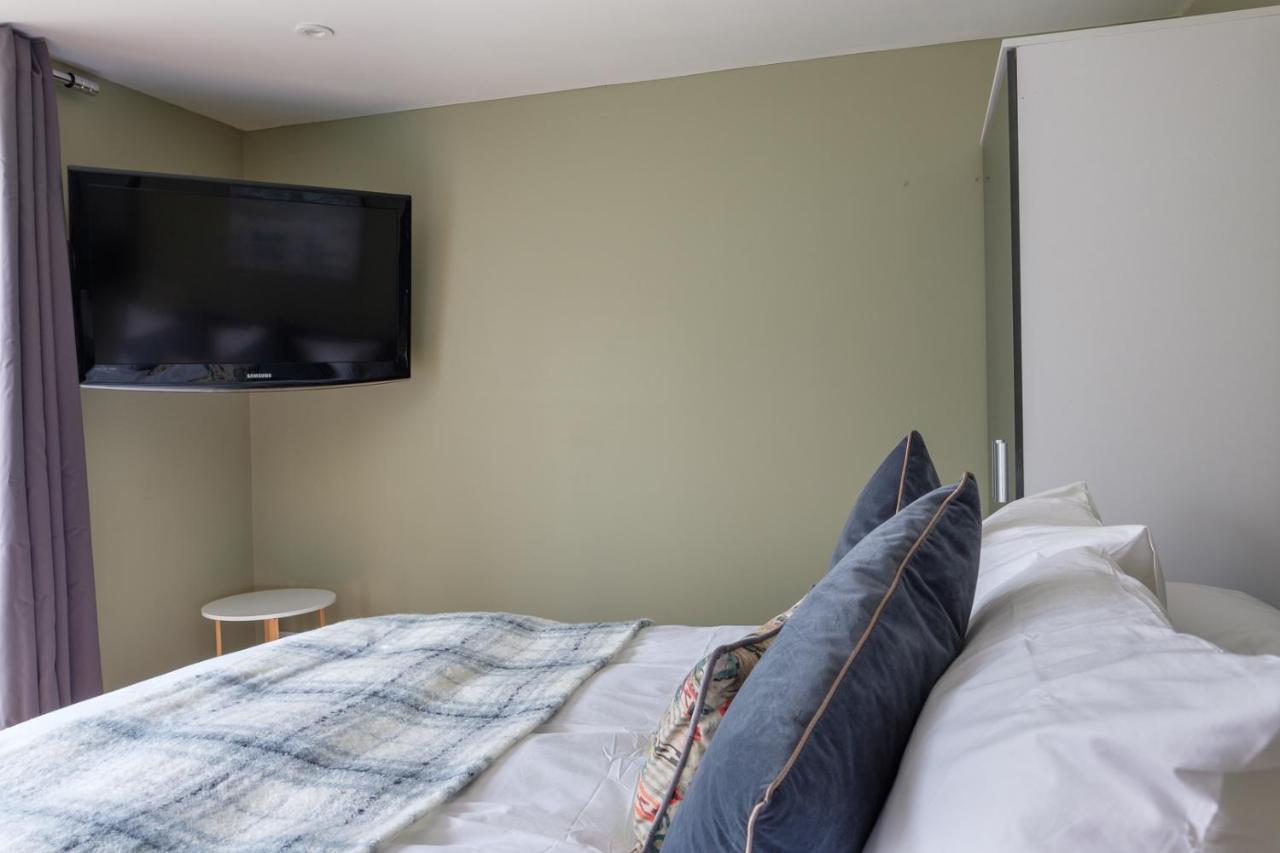 Dickens Suite- Cozy Suite 15Min Close To Gatwick Кролі Екстер'єр фото